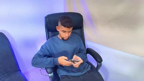 enyel_100 online show from May 9, 8:32 pm