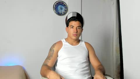 enzo_corleone online show from April 27, 6:21 am