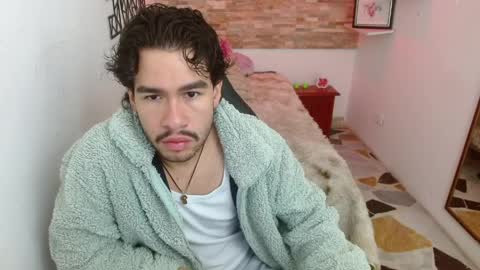 Enzo online show from April 2, 12:13 pm