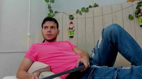 ENZO online show from December 18, 2:57 pm