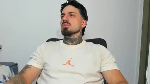 Enzo Aren online show from October 29, 11:51 pm