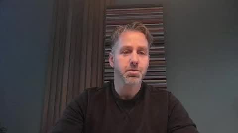 Enzos Massive Cock online show from November 19, 8:14 am