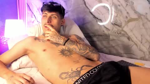 Enzo Rodriguez online show from November 6, 1:36 pm