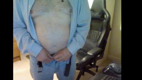 Snapshot of erasmus_d chatting on February 23, 5:57 pm erasmus_d online show from February 23, 5:57 pm