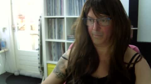 ErBee62 online show from March 6, 10:09 am