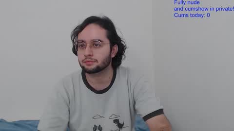 Snapshot of eren_jaeger2000 chatting on October 11, 4:27 am Eren online show from October 11, 4:27 am