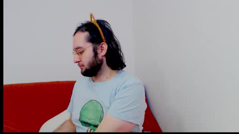 Eren online show from March 15, 5:15 am