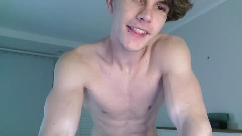 Snapshot of eric_crush chatting on January 11, 3:55 am Eric Crush online show from January 11, 3:55 am
