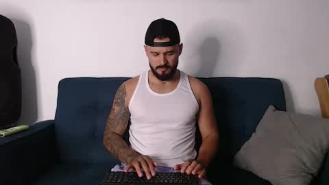 Eric Evans online show from November 4, 3:29 am