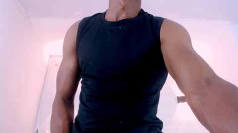 Snapshot of eric_latino chatting on December 10, 11:00 pm Eric Latino online show from December 10, 11:00 pm