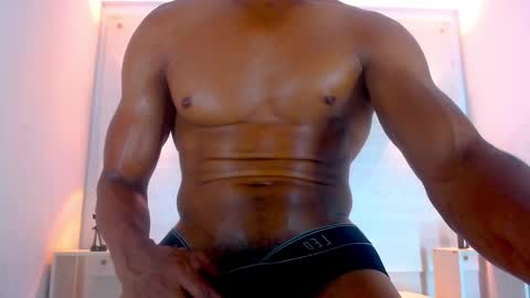 Snapshot of eric_latino chatting on January 30, 2:06 am Eric Latino online show from January 30, 2:06 am