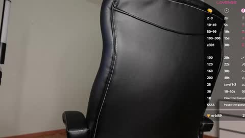 Snapshot of eric_poston chatting on October 28, 2:41 pm online show from October 28, 2:41 pm