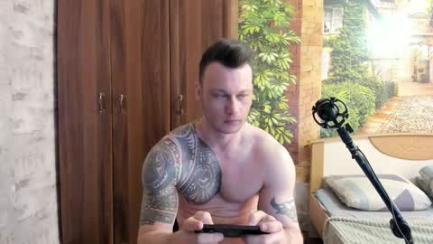 Eric online show from December 22, 3:58 am