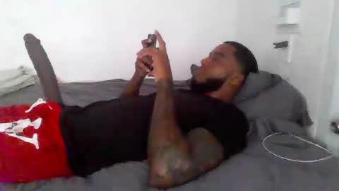 Snapshot of ericbuck chatting on December 22, 2:38 pm Eric Buck online show from December 22, 2:38 pm