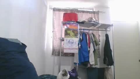 erichpollo online show from February 8, 10:25 pm