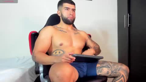 Snapshot of erick_blake_ chatting on September 18, 4:58 am my online show from September 18, 4:58 am