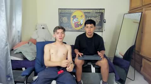 erick_de_rossee online show from October 22, 11:30 pm