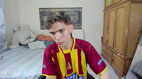 erick_de_rossee online show from February 5, 9:22 pm