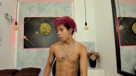 Snapshot of erick_zhimerman chatting on December 5, 3:26 am online show from December 5, 3:26 am