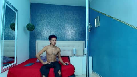 Snapshot of erick_zhimerman chatting on October 10, 4:17 am online show from October 10, 4:17 am