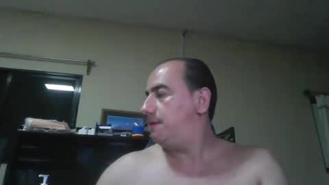 Snapshot of erik1781 chatting on December 22, 2:17 am erik1781 online show from December 22, 2:17 am