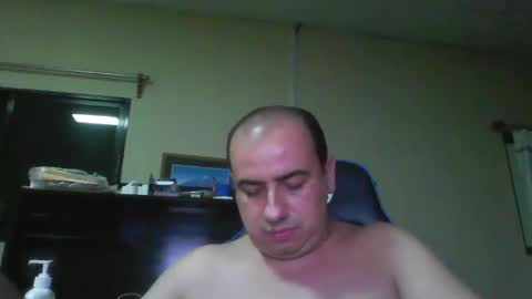 Snapshot of erik1781 chatting on December 31, 2:29 am erik1781 online show from December 31, 2:29 am