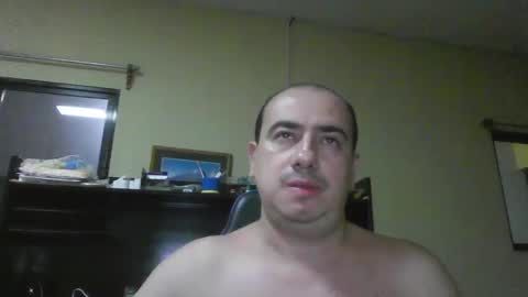 Snapshot of erik1781 chatting on December 11, 3:26 am erik1781 online show from December 11, 3:26 am