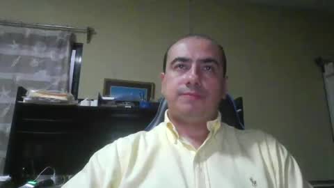 Snapshot of erik1781 chatting on December 6, 3:19 am erik1781 online show from December 6, 3:19 am