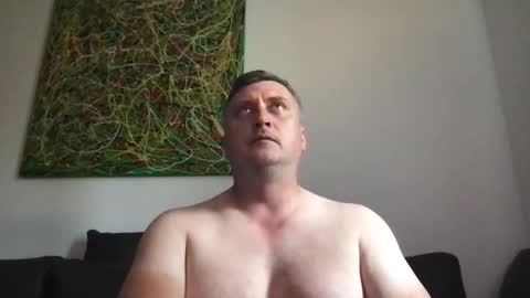 erik_69_69 online show from May 8, 9:21 am