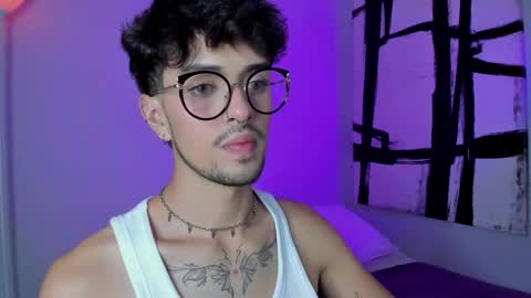   online show from October 29, 7:33 am