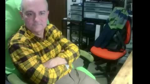 ernello online show from January 11, 9:18 pm