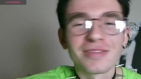 Ernest online show from April 15, 7:58 pm