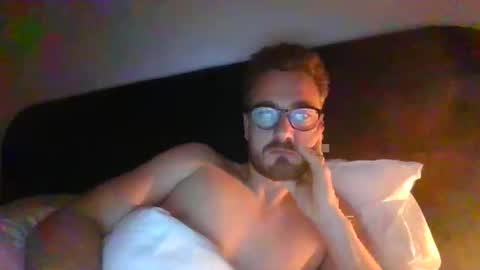 ernie is feeling horny online show from November 19, 9:20 am