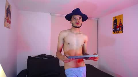 Snapshot of eros_chipre chatting on December 28, 3:04 am Eros online show from December 28, 3:04 am