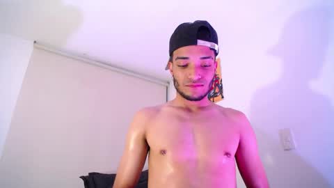 Snapshot of eros_chipre chatting on December 4, 5:38 am Eros online show from December 4, 5:38 am