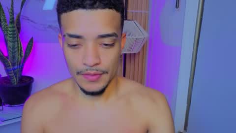 Snapshot of eros_chipre chatting on October 15, 11:40 am Eros online show from October 15, 11:40 am