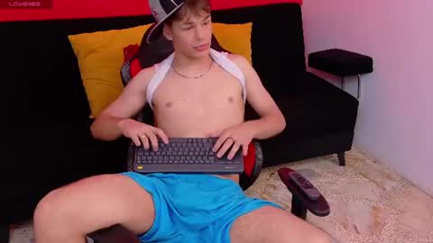 Eros online show from June 26, 5:21 am
