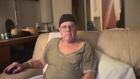 eros online show from January 14, 7:46 am