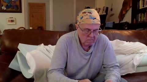 Snapshot of erostalk chatting on December 20, 3:47 am eros online show from December 20, 3:47 am