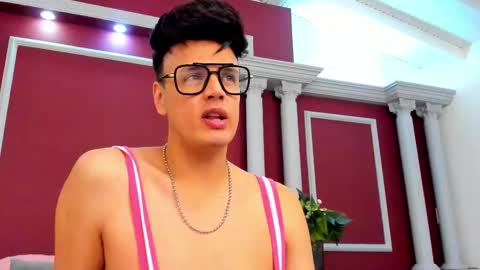 eryxmarlowe_ online show from October 31, 2:02 am