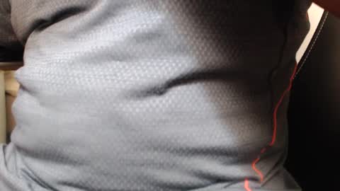 Snapshot of escorpion51 chatting on January 12, 11:07 am escorpion51 online show from January 12, 11:07 am