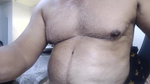 Snapshot of escorpion51 chatting on September 20, 12:10 am escorpion51 online show from September 20, 12:10 am