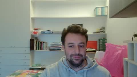 esibizionista 91 online show from February 9, 2:40 pm