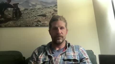 Snapshot of esinking24 chatting on December 7, 1:48 am esinking24 online show from December 7, 1:48 am