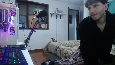 Snapshot of esjrobles chatting on January 12, 3:07 am Esteban online show from January 12, 3:07 am