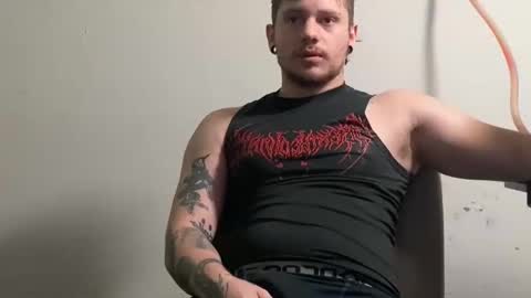 Snapshot of eskol212 chatting on October 28, 7:00 am eskol212 online show from October 28, 7:00 am