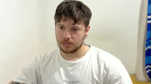 eskol212 online show from April 22, 5:40 pm