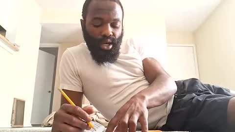 esmoovethegod online show from September 27, 7:34 pm