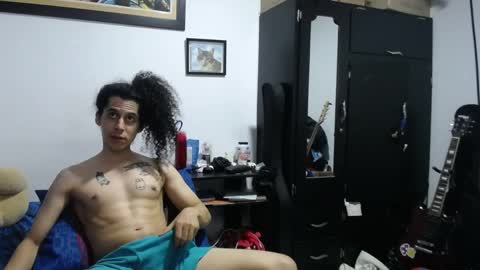 Esnider online show from May 9, 8:37 am