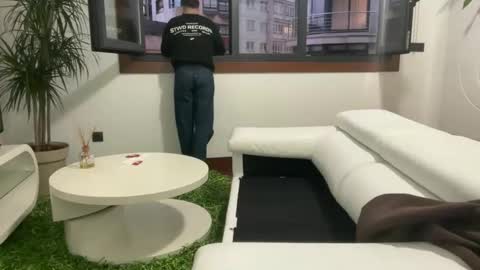 espchico online show from October 24, 5:47 pm